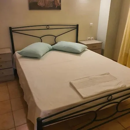 הוילה נפפקטוס Σπίτι Με Θέα מראה חיצוני תמונה