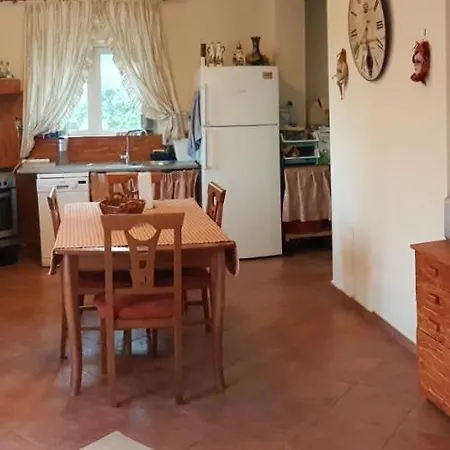 הוילה נפפקטוס Σπίτι Με Θέα מראה חיצוני תמונה